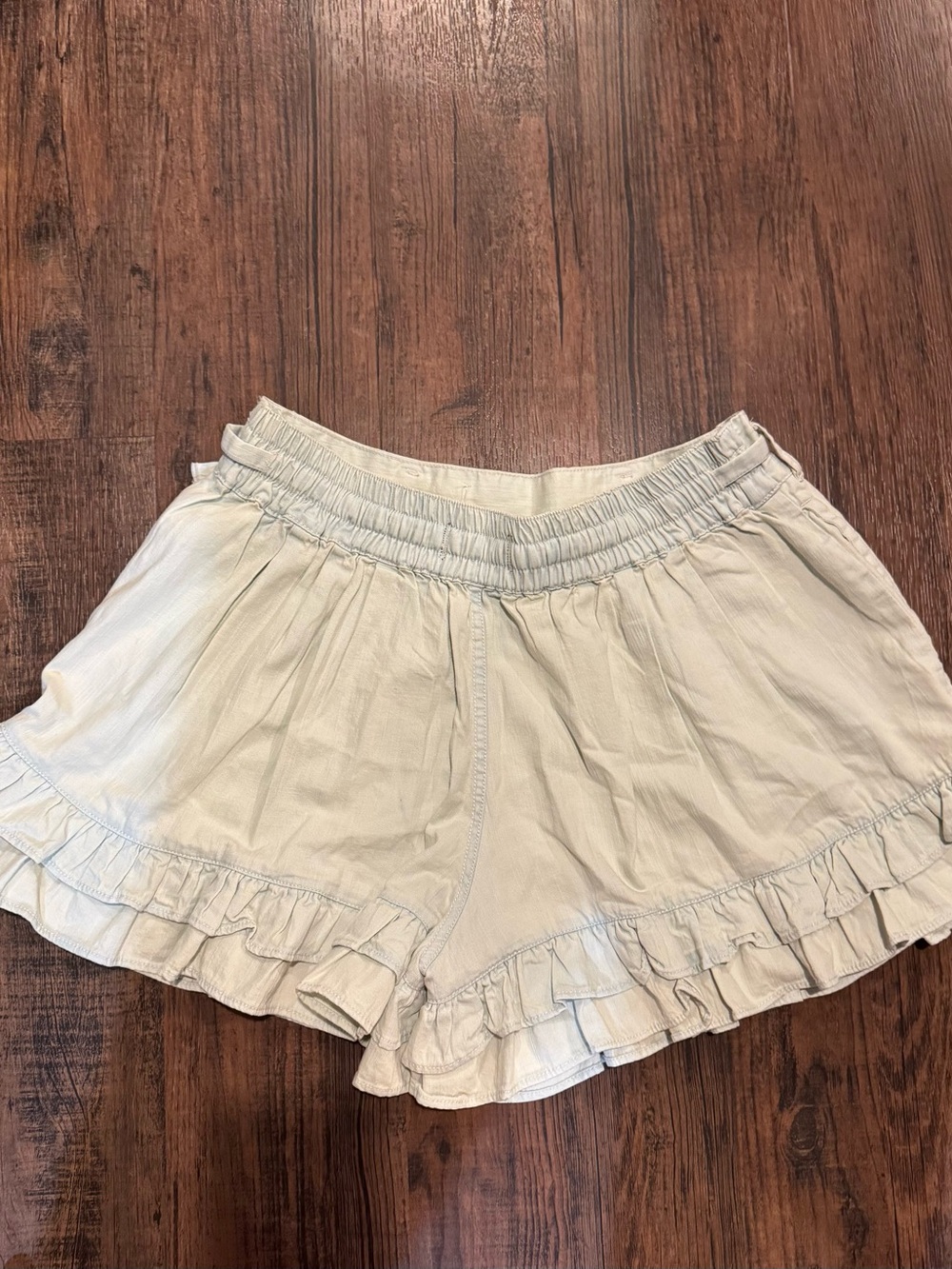 NWT Free People We The Free Naples Light Blue Arctic Denim Ruffle Shorts Size M - Picture 4 of 10